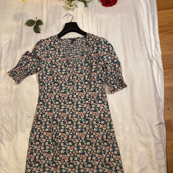 Vero Moda mini Floral Dress - Vintage - Size Large - Picture 2 of 7